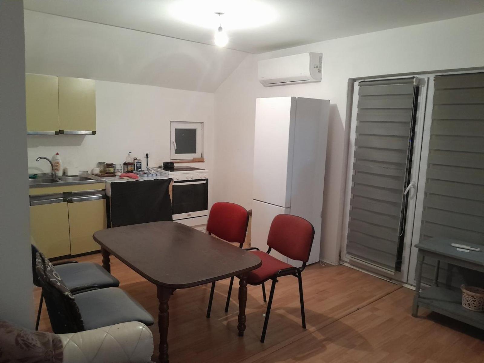 Rajlovac Apartment